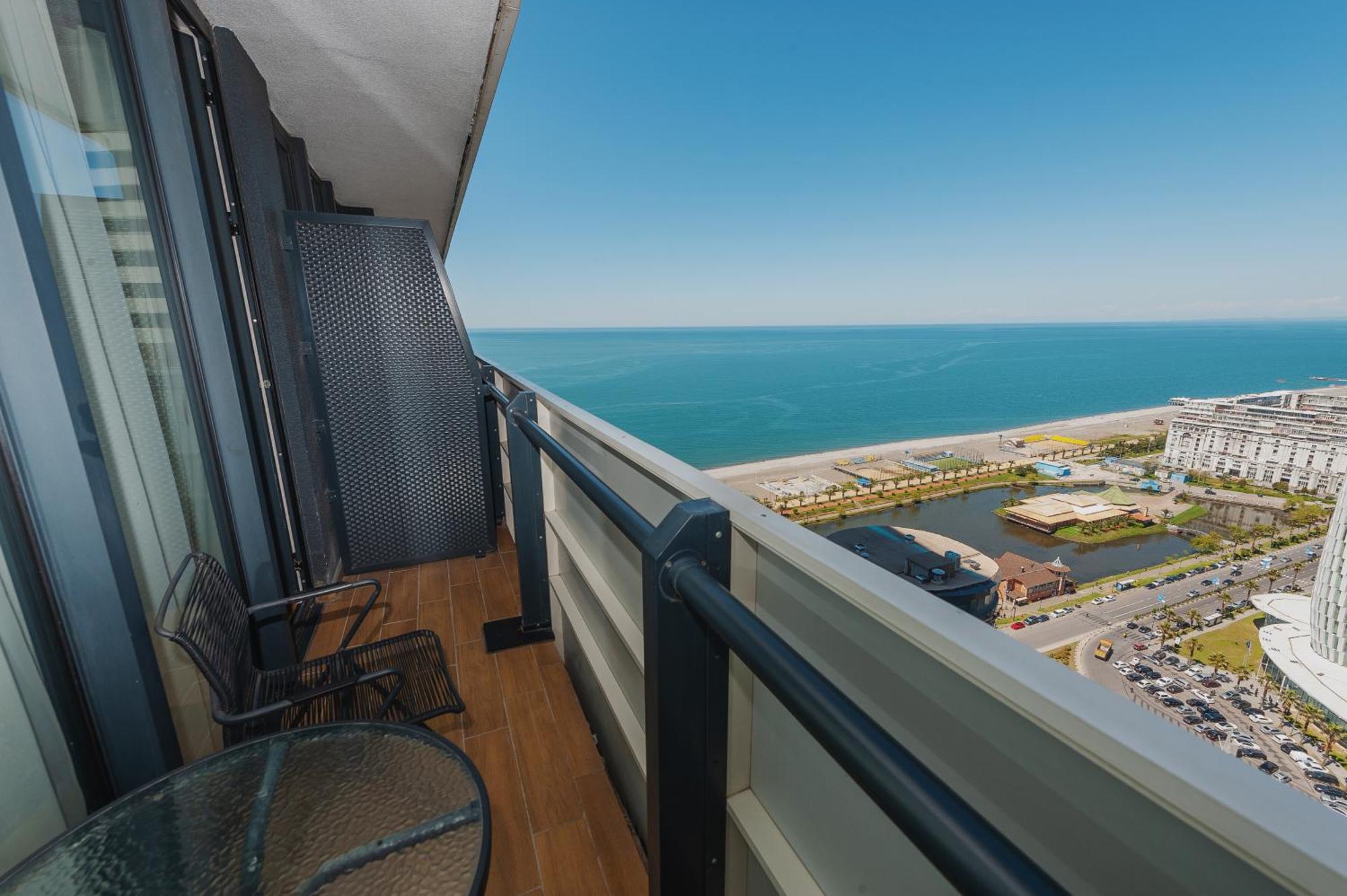 Black Sea Luxury Towers Hotel Batumi Luaran gambar